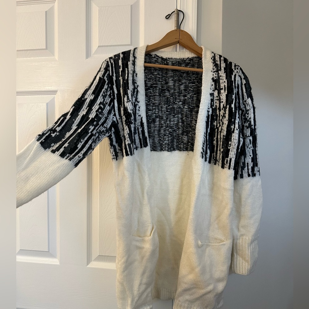 Charlotte Russe,  Sweater, size M
